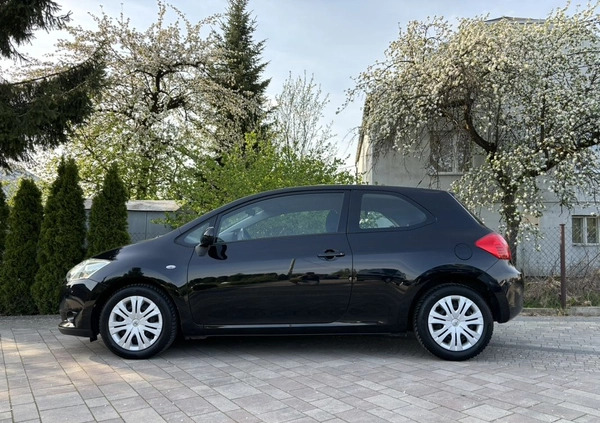 Toyota Auris cena 15500 przebieg: 240000, rok produkcji 2007 z Rumia małe 326